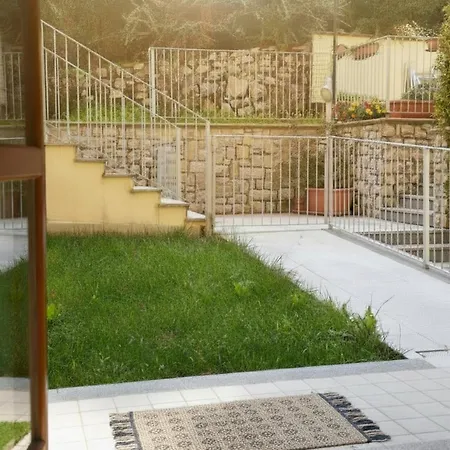 Cantaria - Lakeview Terrace & Pool