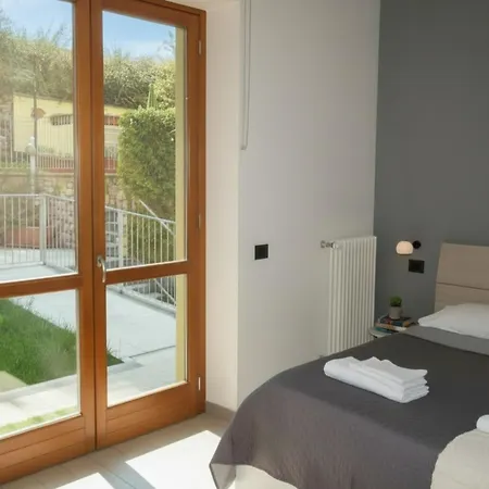 Cantaria - Lakeview Terrace & Pool